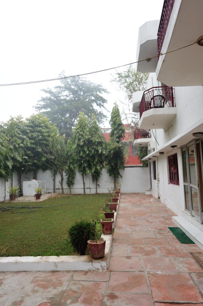 Falcon Guest House Bharatpur Exterior photo